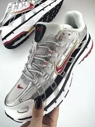 Біло-срібно-чорно-червоні чоловічі кросівки Nike P-6000 White Silver Black Red стильні легкі повсякденні модні трендові B00883L фото