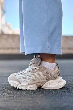 Чоловічі кроси Vento XLG Deluxe Beige від Adidas поєднують багатошаровий дизайн масивну підошву та універсальне бежеве виконання B00781L фото