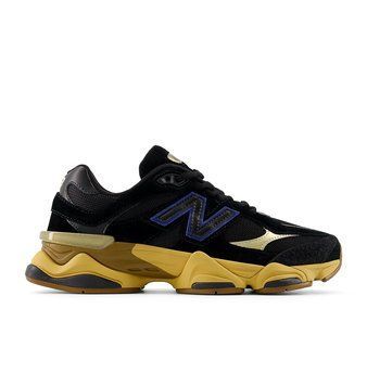 Жіночі кроси 9060 Black Royal Gum від New Balance поєднують сучасний дизайн і класичне чорно‑синє поєднання з gum підошвою B00549L фото