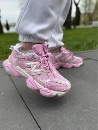 Трендові жіночі кросівки New Balance 9060 Pink рожеві стильні легкі повсякденні модні кроси New Balance B00955L фото