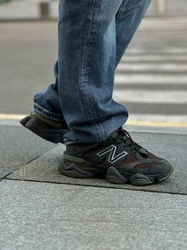 Чоловічі кроси 9060 Grey Brown від New Balance поєднують багатошаровий дизайн масивну підошву та універсальне сіро-коричневі B00774L фото