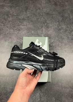 Стильні жіночі кроси Nike Initiator Custom Black White чорні білі легкі модні повсякденні демісезонні кросівки Nike B00862L фото