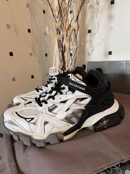 Чоловічі кроси Balenciaga Track2 Black White міські стильні гарні трендові демісезонні повсякденні кросівки Balenciaga 36 B00829L фото